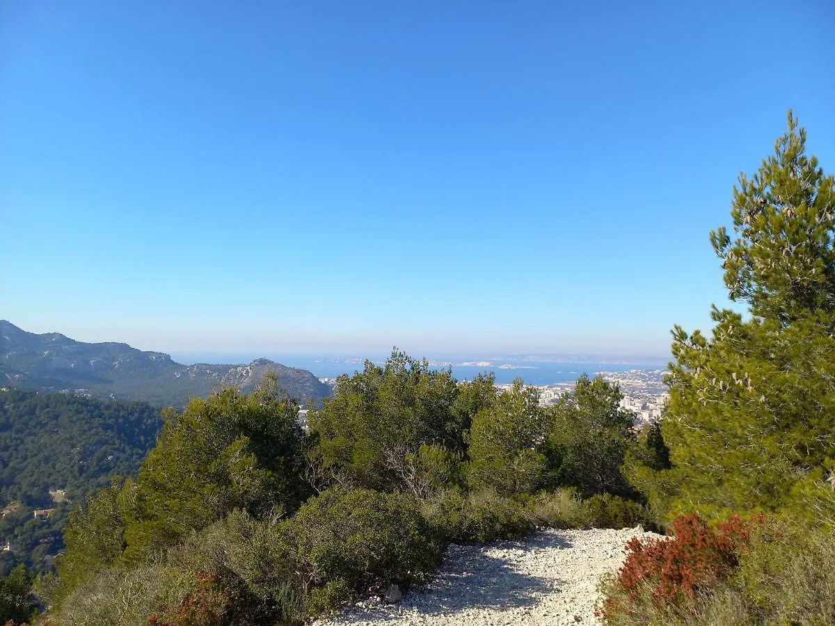 Gite Le Logis Vallat Bas Apartment Fuveau